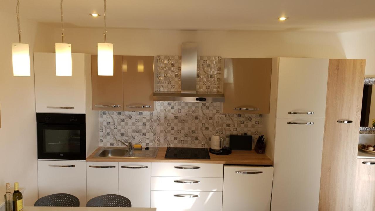 La Dolce Vita Apartments Unit 2 Posedarje Εξωτερικό φωτογραφία